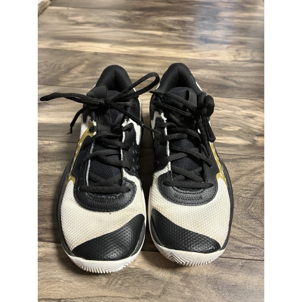 Under Armour Jet '23 Boys Size 5.5Y Black White Gold Basketball Shoes Sneakers - Picture 3 of 9